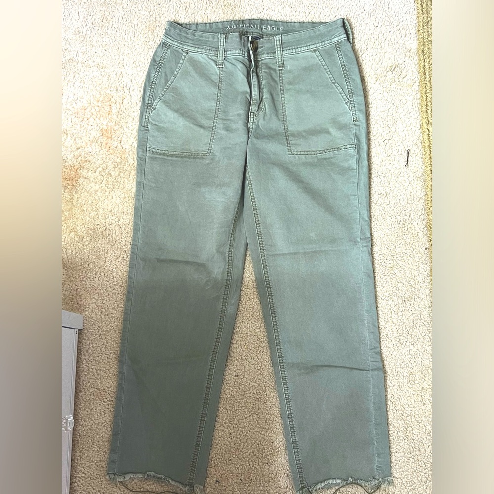 American eagle super stretch short pants